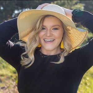 Meet your Posher, Haley